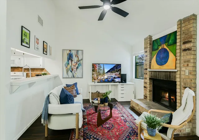 Photo 2 of Condo for sale at 1010 W Rundberg Ln #31, Austin, TX 78758 | MLS# 1667938 | Listing updated on 2026-10-29