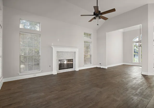 Photo 3 of Single family home for sale at 6 Wooded Way, Round Rock, TX 78664 | MLS# 2628261 | Listing updated on 2026-10-29
