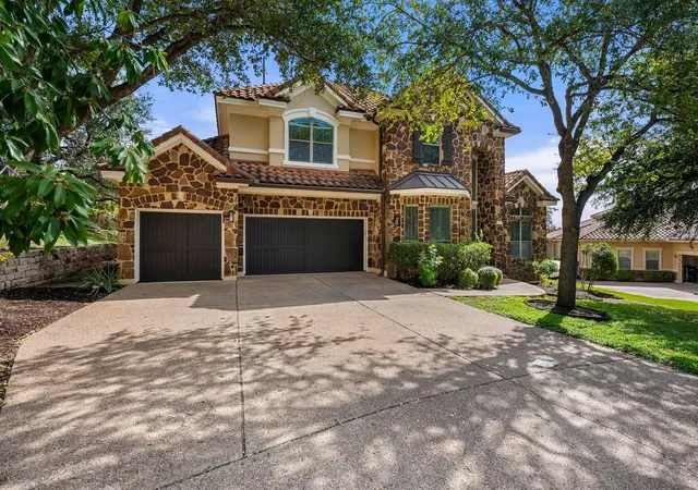 Photo 2 of Single family home for sale at 11600 Hunters Green Trl, Austin, TX 78732 | MLS# 8970839 | Listing updated on 2026-10-25