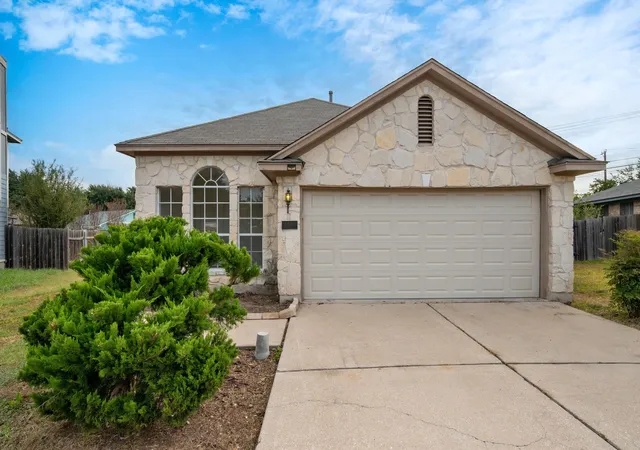 Photo 3 of Single family home for sale at 2800 Single Tr Ct, Austin, TX 78728 | MLS# 8119573 | Listing updated on 2026-10-24
