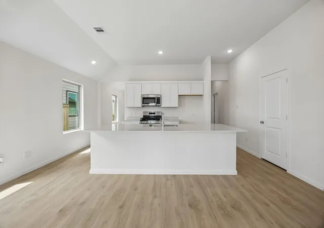 Photo 3 of Single family home for sale at 31015 Rena Coast Dr, Huffman, TX 77336 | MLS# 3482536 | Listing updated on 2026-10-22