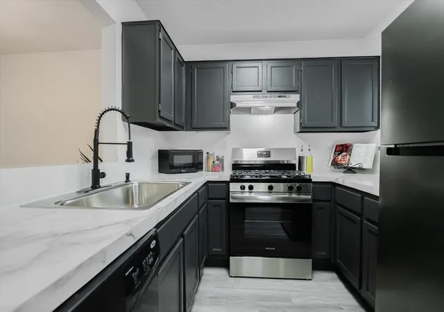 Photo 2 of Townhouse for sale at 11821 Bittern Holw #5, Austin, TX 78758 | MLS# 2125579 | Listing updated on 2026-10-27