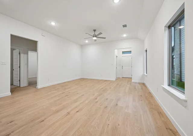 Photo 2 of Single family home for sale at 1113 Ramo Pine Dr, Huffman, TX 77336 | MLS# 2032801 | Listing updated on 2026-10-23