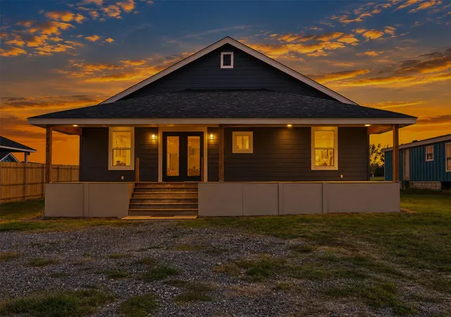 Single family home for sale at 820 Los Milagros Dr, Dale, TX 78616 | MLS# 3473317