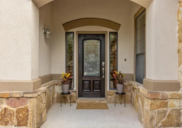 Photo 1 of Single family home for sale at 7800 Haggans Ln, Austin, TX 78739 | MLS# 9699270 | Listing updated on 2026-10-23