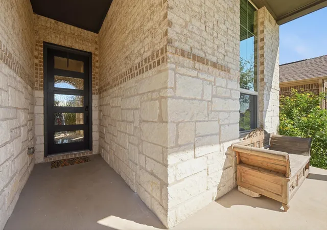 Photo 3 of Single family home for sale at 132 Fountain Grass Dr, San Marcos, TX 78666 | MLS# 3300629 | Listing updated on 2026-10-23