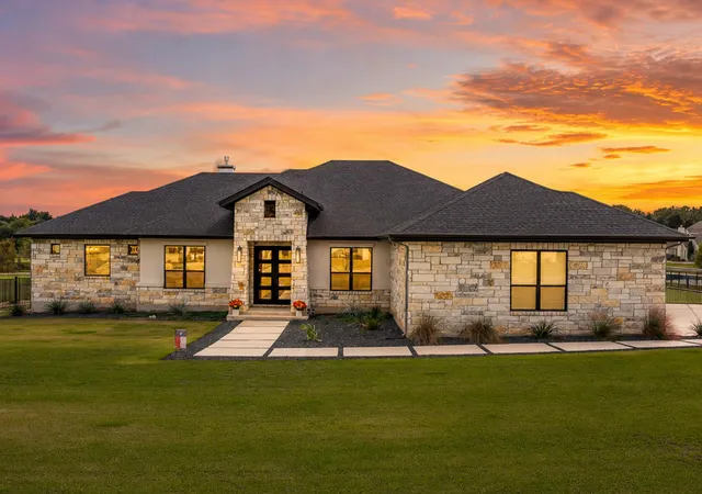 Photo 1 of Single family home for sale at 127 Lazy Crk Dr, Georgetown, TX 78628 | MLS# 4165559 | Listing updated on 2026-10-30