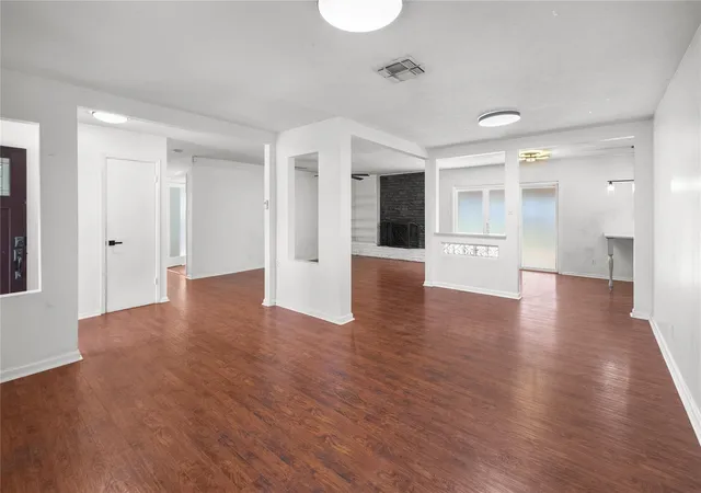 Photo 4 of Single family home for sale at 1107 Rebbeca Dr, Austin, TX 78758 | MLS# 2425051 | Listing updated on 2026-10-29