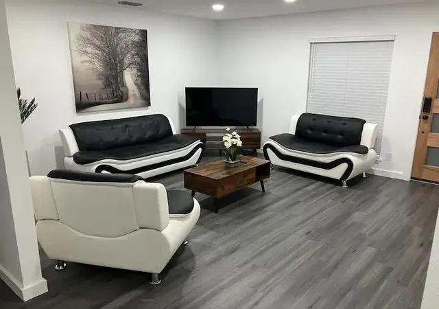 Photo 3 of Single family home for sale at 1408 Fairfield Dr, Austin, TX 78758 | MLS# 5505675 | Listing updated on 2026-10-28