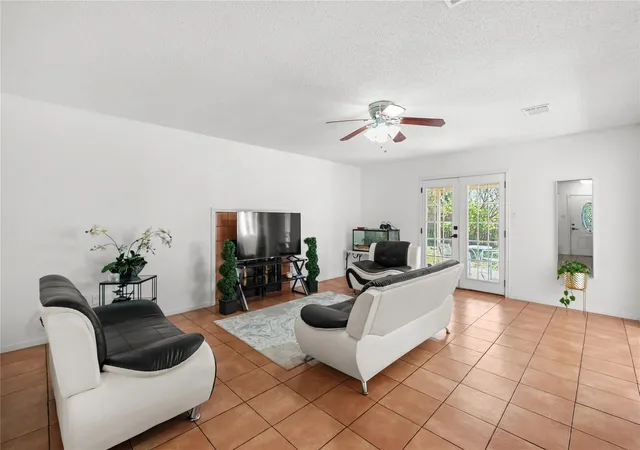 Photo 3 of Single family home for sale at 1207 Crupp Ct, Austin, TX 78753 | MLS# 9019932 | Listing updated on 2026-10-26
