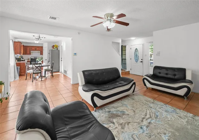 Photo 4 of Single family home for sale at 1207 Crupp Ct, Austin, TX 78753 | MLS# 9019932 | Listing updated on 2026-10-26