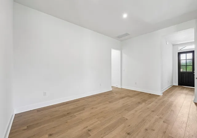 Photo 3 of Single family home for sale at 443 San Saba Dr, Buda, TX 78610 | MLS# 4761593 | Listing updated on 2026-10-29