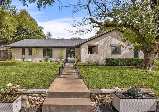Photo 2 of Single family home for sale at 9421 Spring Holw Dr, Austin, TX 78750 | MLS# 3382900 | Listing updated on 2026-10-28