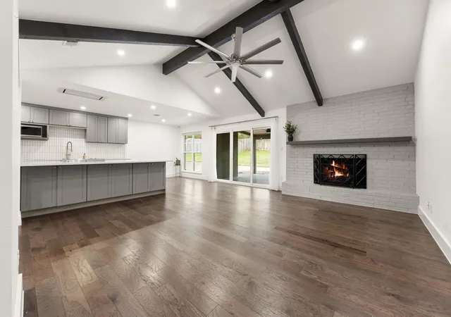 Photo 4 of Single family home for sale at 9421 Spring Holw Dr, Austin, TX 78750 | MLS# 3382900 | Listing updated on 2026-10-29