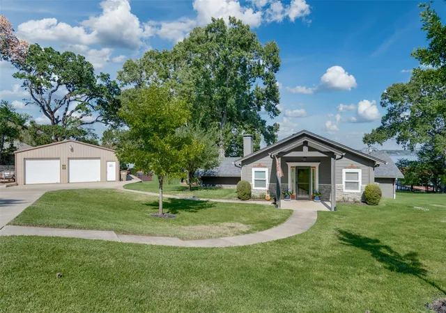 Photo 1 of Single family home for sale at 10638 Circle Pt, Frankston, TX 75763 | MLS# 7494146 | Listing updated on 2026-10-23