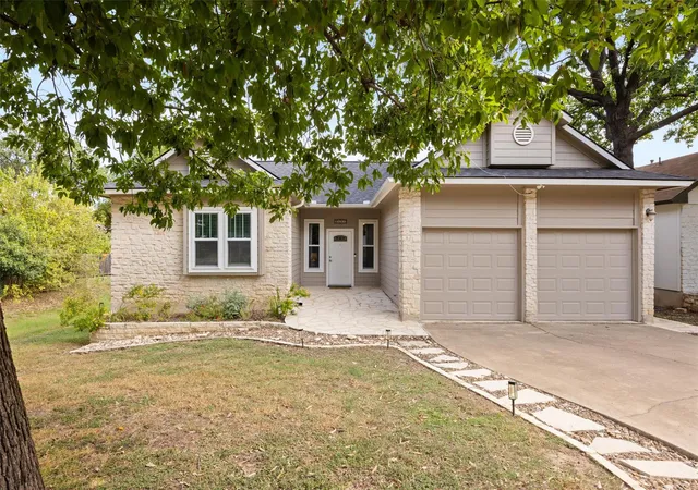 Photo 3 of Single family home for sale at 9405 Roxanna Dr, Austin, TX 78748 | MLS# 2384337 | Listing updated on 2026-10-29