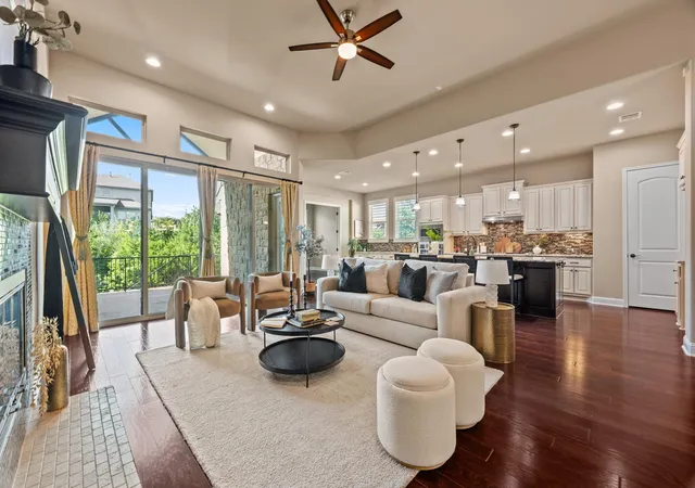 Photo 4 of Single family home for sale at 106 Edinburgh Isle Ct, Austin, TX 78738 | MLS# 8628616 | Listing updated on 2026-10-23