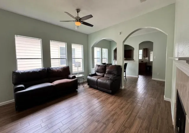 Photo 4 of Single family home for sale at 9205 Brents Elm Dr, Austin, TX 78744 | MLS# 6554858 | Listing updated on 2026-10-24