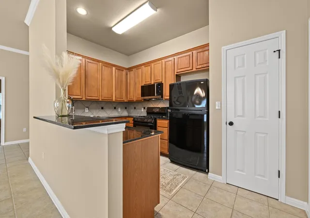 Photo 3 of Condo for sale at 5515 Davis Ln #11, Austin, TX 78749 | MLS# 8666772 | Listing updated on 2026-10-26