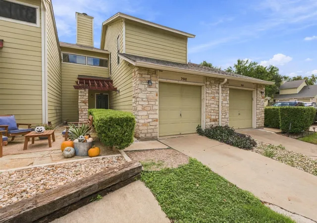 Photo 2 of Condo for sale at 512 Eberhart Ln #702, Austin, TX 78745 | MLS# 4096886 | Listing updated on 2026-10-28
