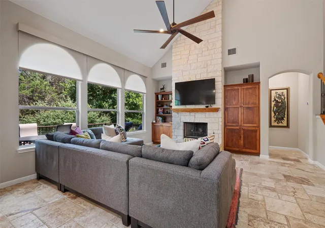 Photo 3 of Single family home for sale at 6906 Covered Brg Dr, Austin, TX 78736 | MLS# 8085148 | Listing updated on 2026-10-28
