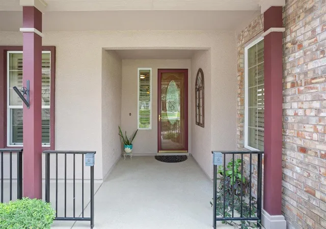 Photo 3 of Single family home for sale at 117 Dandelion Dr, Georgetown, TX 78633 | MLS# 7202438 | Listing updated on 2026-10-27