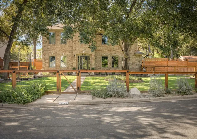 Photo 1 of Single family home for sale at 8022 Doe Meadow Dr, Austin, TX 78749 | MLS# 2774885 | Listing updated on 2026-10-27