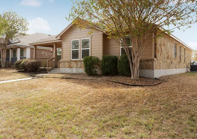 Photo 2 of Single family home for sale at 805 Walnut Cyn Blvd, Pflugerville, TX 78660 | MLS# 5962098 | Listing updated on 2026-10-28