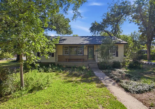 Photo 1 of Single family home for sale at 6005 Shoalwood Ave, Austin, TX 78757 | MLS# 5861141 | Listing updated on 2026-10-29