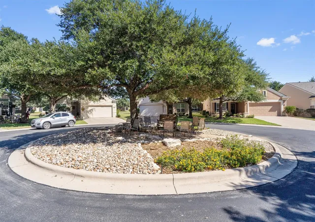 Photo 2 of Single family home for sale at 106 Hummingbird Cv, Georgetown, TX 78633 | MLS# 4101927 | Listing updated on 2026-10-25