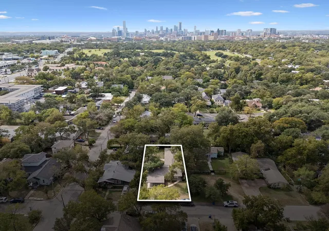 Photo 1 of Multi family home for sale at 709 E 44th Street, Austin, TX 78751 | MLS# 3065165 | Listing updated on 2026-10-30