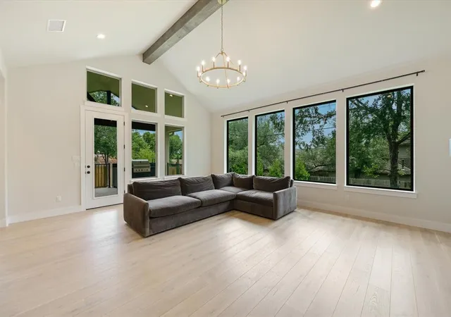 Photo 3 of Single family home for sale at 913 Presa Arriba Rd, Austin, TX 78733 | MLS# 6680186 | Listing updated on 2026-10-30