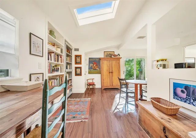 Photo 1 of Single family home for sale at 3302 Cherrywood Rd, Austin, TX 78722 | MLS# 8583051 | Listing updated on 2026-10-25