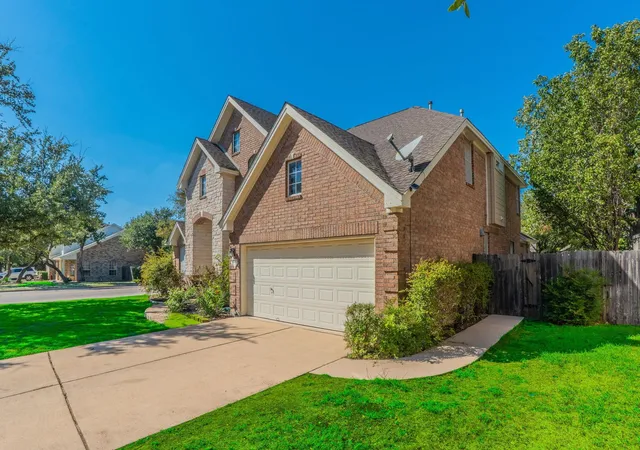 Photo 2 of Single family home for sale at 901 Savanna Ln, Cedar Park, TX 78613 | MLS# 1239440 | Listing updated on 2026-10-24