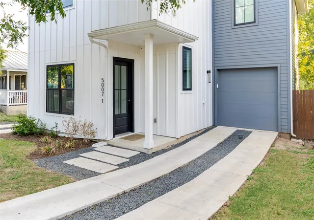 Photo 4 of Single family home for sale at 5007 Lott Ave #1, Austin, TX 78721 | MLS# 5218964 | Listing updated on 2026-10-26