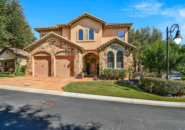 Photo 1 of Single family home for sale at 1036 Liberty Park Dr #19, Austin, TX 78746 | MLS# 2731364 | Listing updated on 2026-10-28