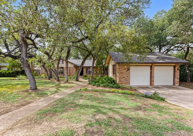 Photo 3 of Single family home for sale at 109 S Blue Ridge Pkwy, Cedar Park, TX 78613 | MLS# 7410756 | Listing updated on 2026-10-28