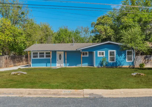 Photo 1 of Single family home for sale at 3106 Northeast Dr, Austin, TX 78723 | MLS# 7845523 | Listing updated on 2026-10-24