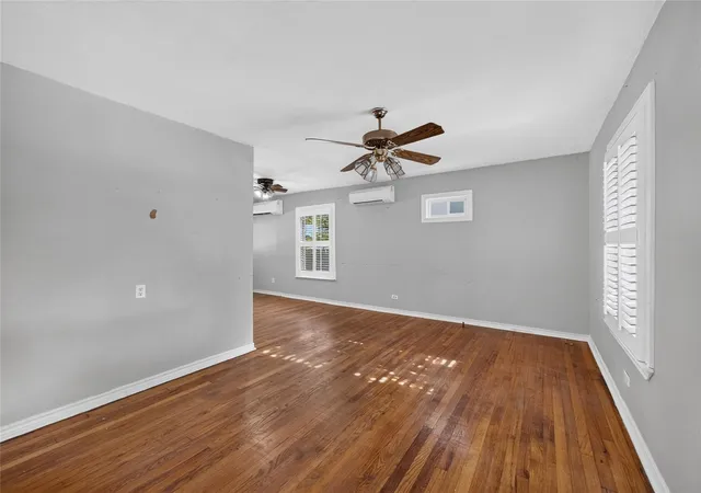 Photo 4 of Single family home for sale at 1236 W San Antonio St, San Marcos, TX 78666 | MLS# 1166489 | Listing updated on 2026-10-28