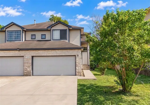 Photo 2 of House for sale at 7301 Dan Jean Dr, Austin, TX 78745 | MLS# 4654527 | Listing updated on 2026-10-25