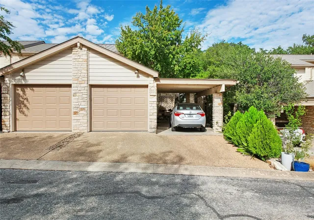 Photo 2 of Condo for sale at 2201 Lakeway Blvd #23, Lakeway, TX 78734 | MLS# 6180893 | Listing updated on 2026-10-28