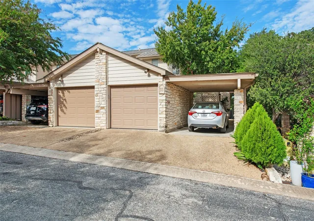 Photo 3 of Condo for sale at 2201 Lakeway Blvd #23, Lakeway, TX 78734 | MLS# 6180893 | Listing updated on 2026-10-28