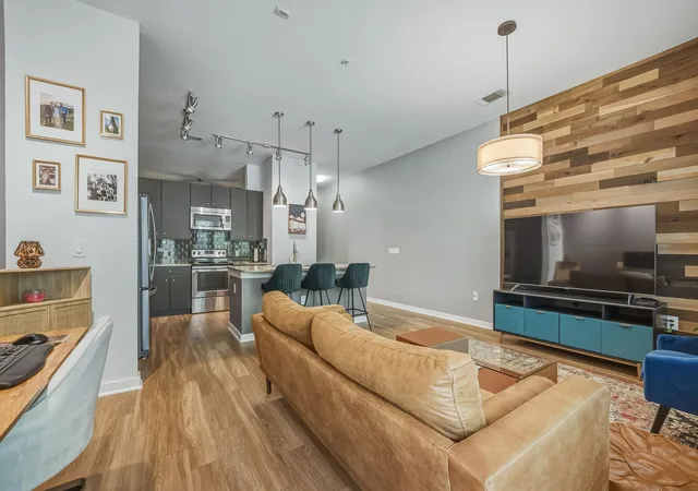 Photo 1 of Condo for sale at 1900 Barton Springs Rd #2006, Austin, TX 78704 | MLS# 9123561 | Listing updated on 2026-10-25