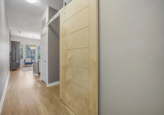 Photo 4 of Condo for sale at 1900 Barton Springs Rd #2006, Austin, TX 78704 | MLS# 9123561 | Listing updated on 2026-10-25