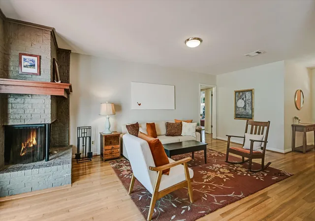 Photo 3 of Single family home for sale at 2604 Cavileer Ave, Austin, TX 78757 | MLS# 8388142 | Listing updated on 2026-10-27