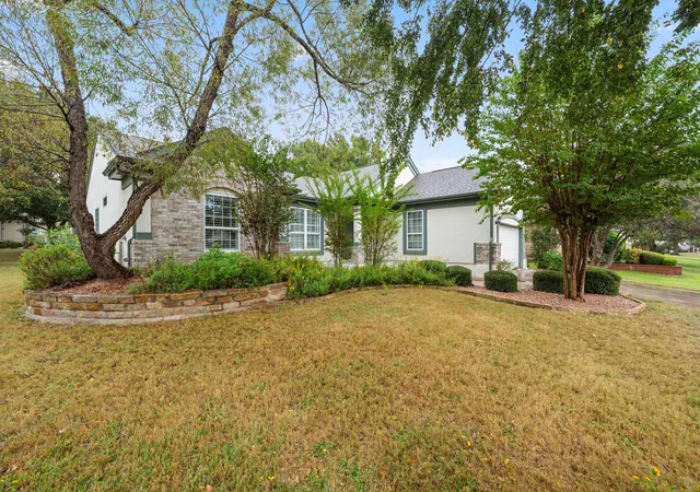 Photo 1 of Single family home for sale at 305 Rio Grande Loop, Georgetown, TX 78633 | MLS# 3957783 | Listing updated on 2026-10-30