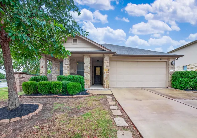 Single family home for sale at 101 Collared Dove Cv, Kyle, TX 78640 | MLS# 4591877