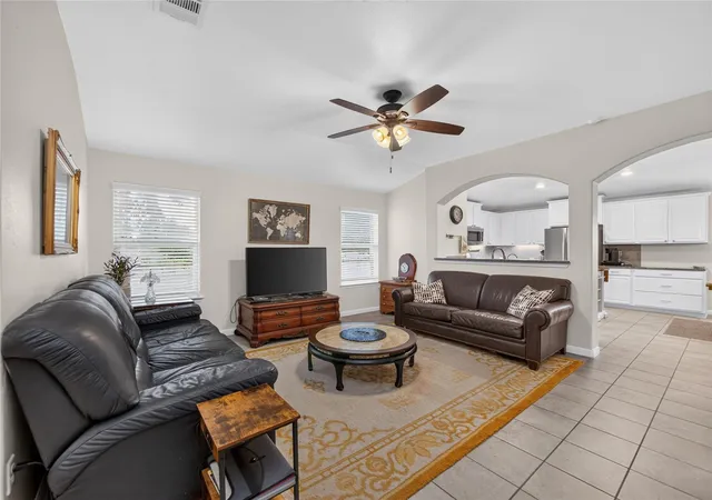 Photo 3 of Single family home for sale at 101 Collared Dove Cv, Kyle, TX 78640 | MLS# 4591877 | Listing updated on 2026-10-30