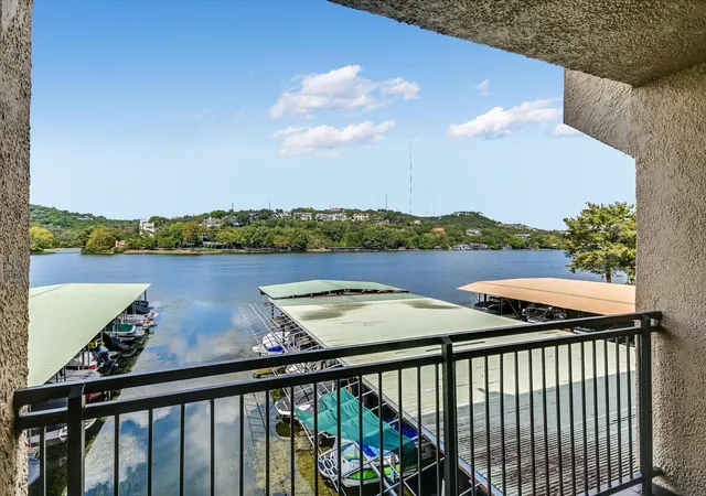 Photo 2 of Condo for sale at 1500 Scenic Dr #106, Austin, TX 78703 | MLS# 9902659 | Listing updated on 2026-10-26