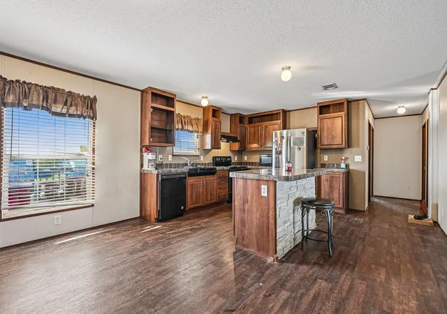 Photo 4 of Manufactured home for sale at 3030 Cotton Gin Rd, Kyle, TX 78640 | MLS# 3671949 | Listing updated on 2026-10-29